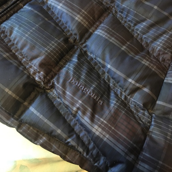 Patagonia Down With It Vest - Dark Plaid (No Hood) - Picture 6 of 6